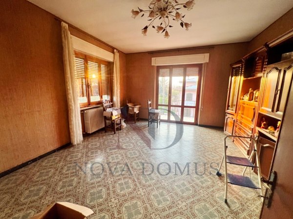 casa indipendente in vendita a Castelnuovo Magra in zona Molicciara