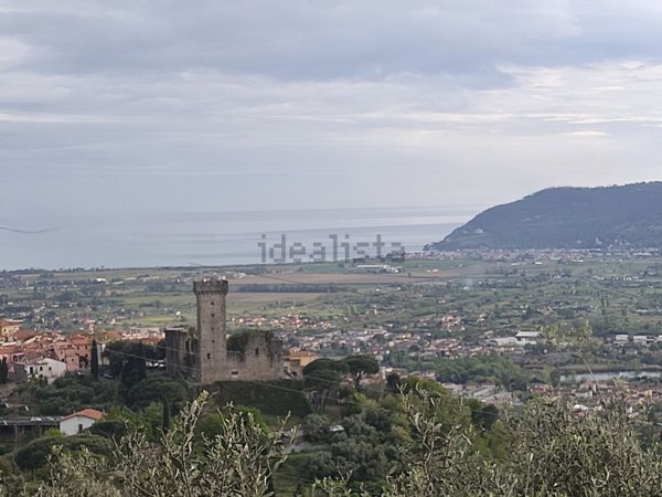 appartamento in vendita a Castelnuovo Magra