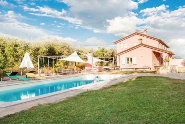 casa indipendente in vendita a Castelnuovo Magra in zona Aglione