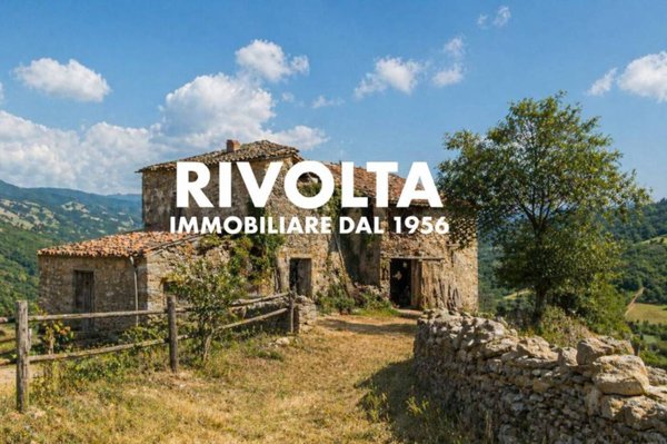 rudere in vendita a Castelnuovo Magra