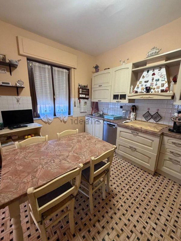 casa indipendente in vendita a Castelnuovo Magra