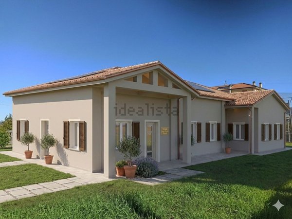 casa indipendente in vendita a Castelnuovo Magra