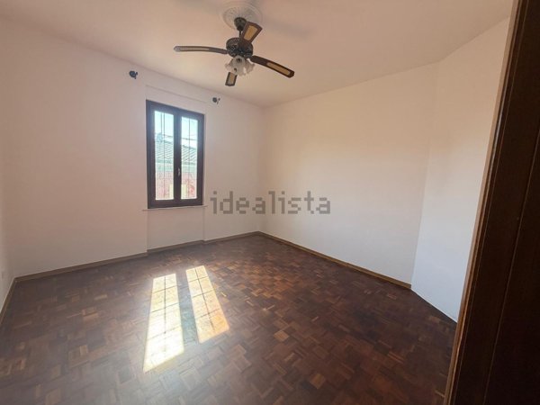 casa indipendente in vendita a Castelnuovo Magra