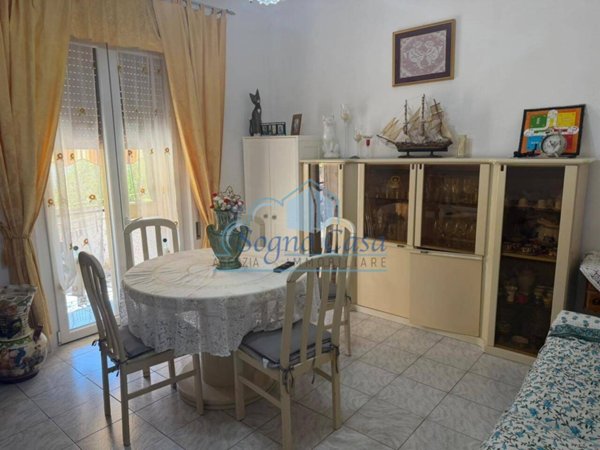casa indipendente in vendita a Castelnuovo Magra