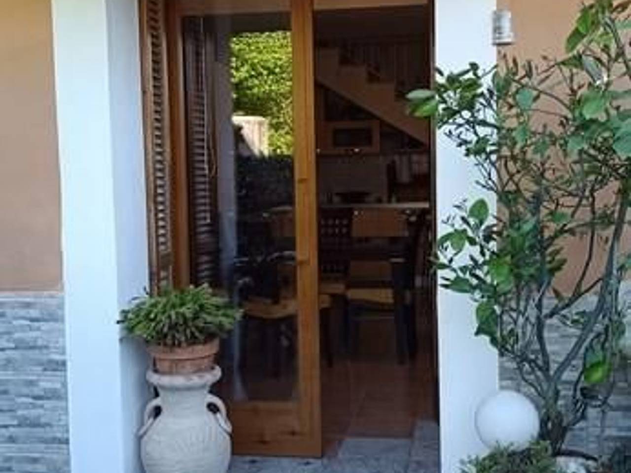 casa indipendente in vendita a Castelnuovo Magra