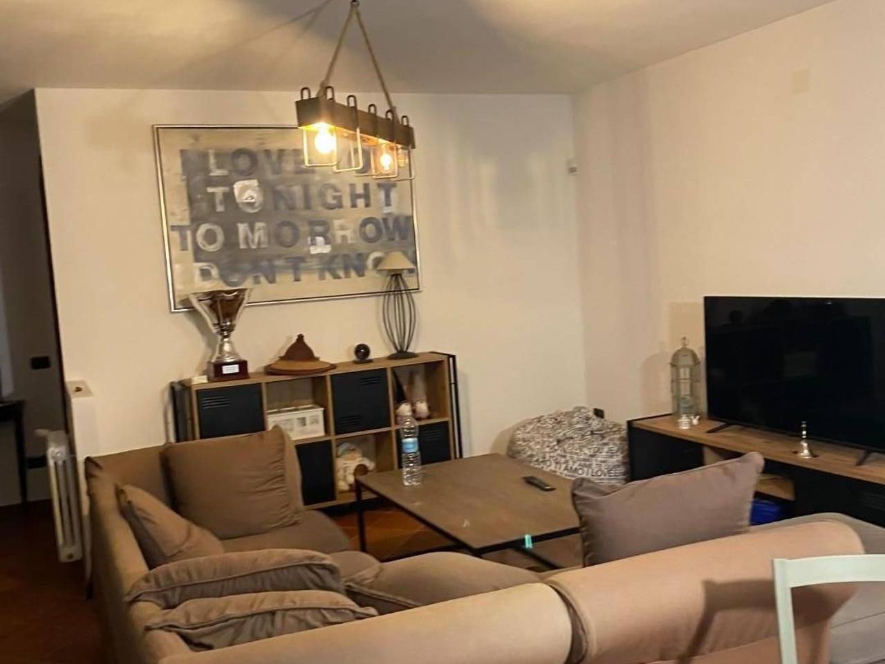 casa indipendente in vendita a Castelnuovo Magra in zona Palvotrisia