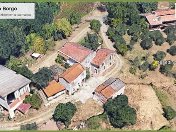 casa indipendente in vendita a Castelnuovo Magra
