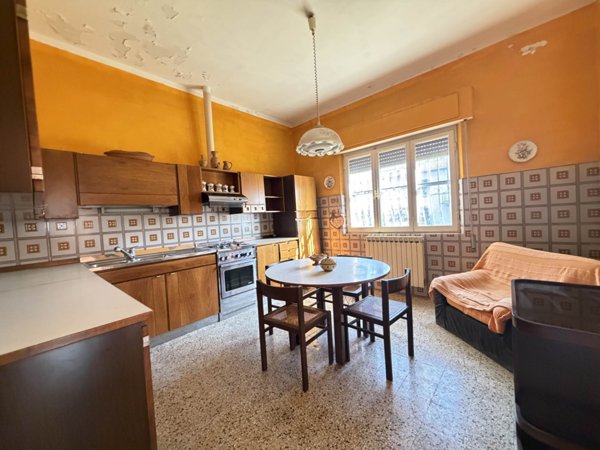 casa indipendente in vendita a Castelnuovo Magra in zona Molicciara