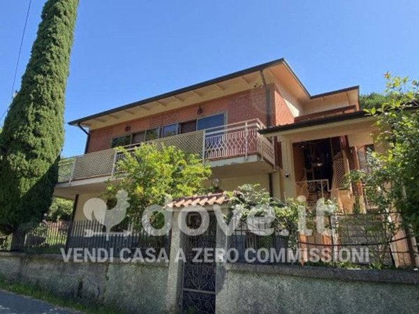 casa indipendente in vendita a Castelnuovo Magra in zona Marciano