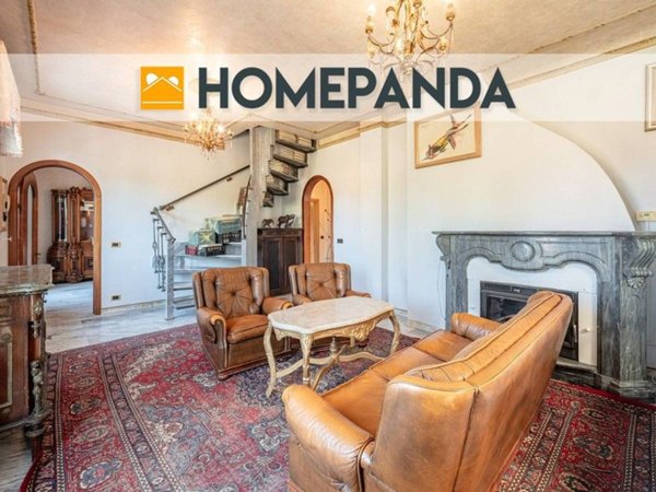 casa indipendente in vendita a Castelnuovo Magra in zona Colombiera
