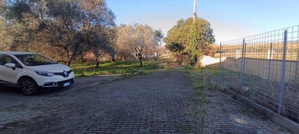 casa indipendente in vendita a Castelnuovo Magra in zona Molicciara