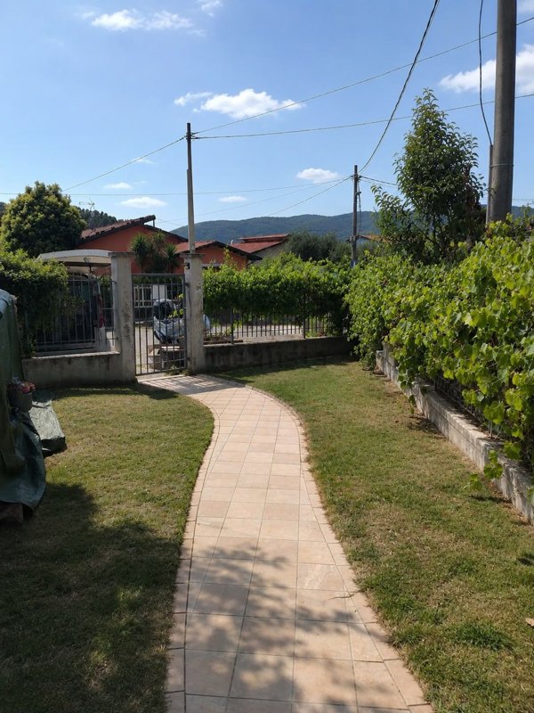 appartamento in vendita a Castelnuovo Magra