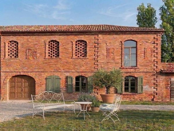 casale in vendita a Castelnuovo Magra