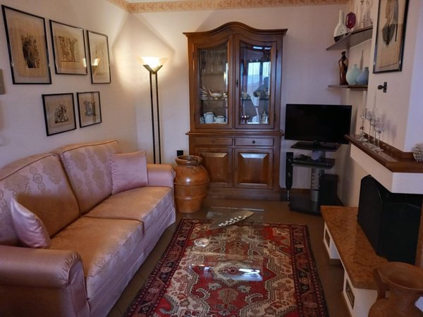 pentavano in vendita a Castelnuovo Magra