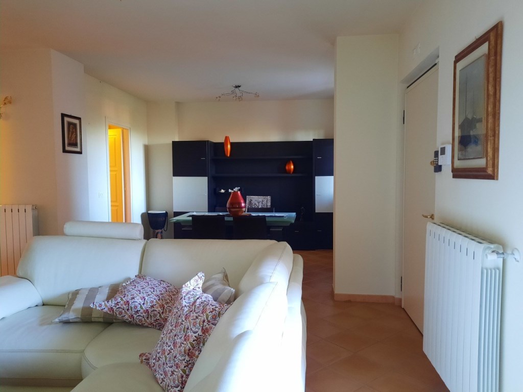 casa indipendente in vendita a Castelnuovo Magra in zona Molicciara