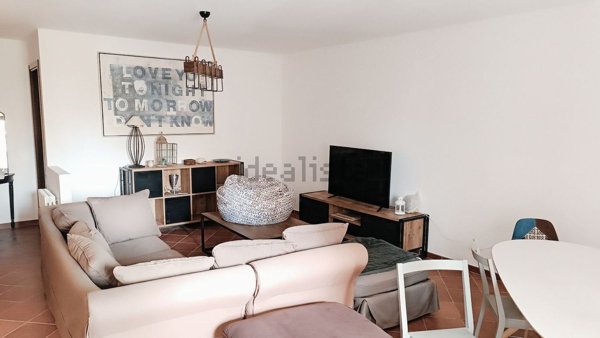 casa indipendente in vendita a Castelnuovo Magra in zona Palvotrisia