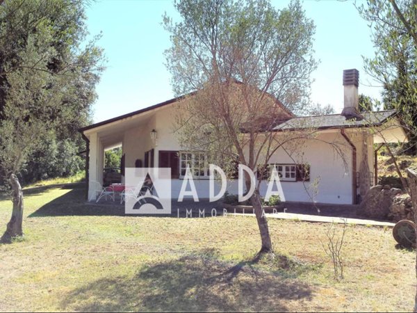 casa indipendente in vendita a Deiva Marina in zona Piazza