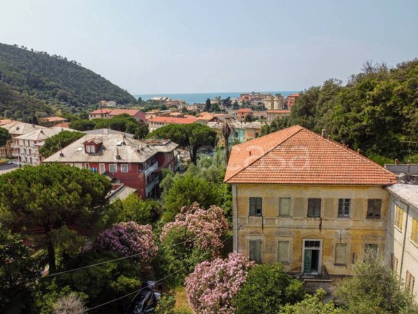 casa indipendente in vendita a Deiva Marina