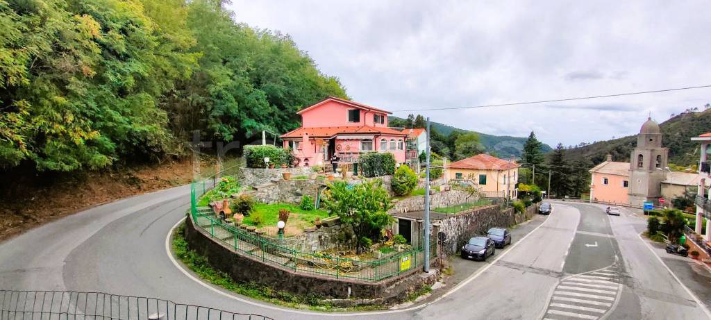 casa indipendente in vendita a Deiva Marina
