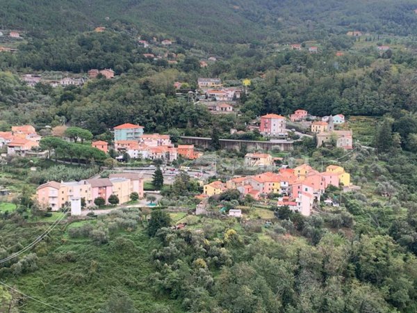 appartamento in vendita a Deiva Marina in zona Piazza