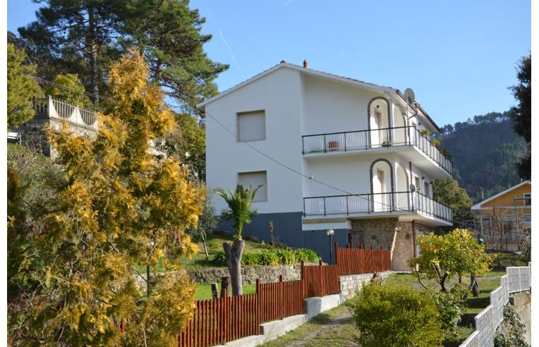 casa indipendente in vendita a Deiva Marina