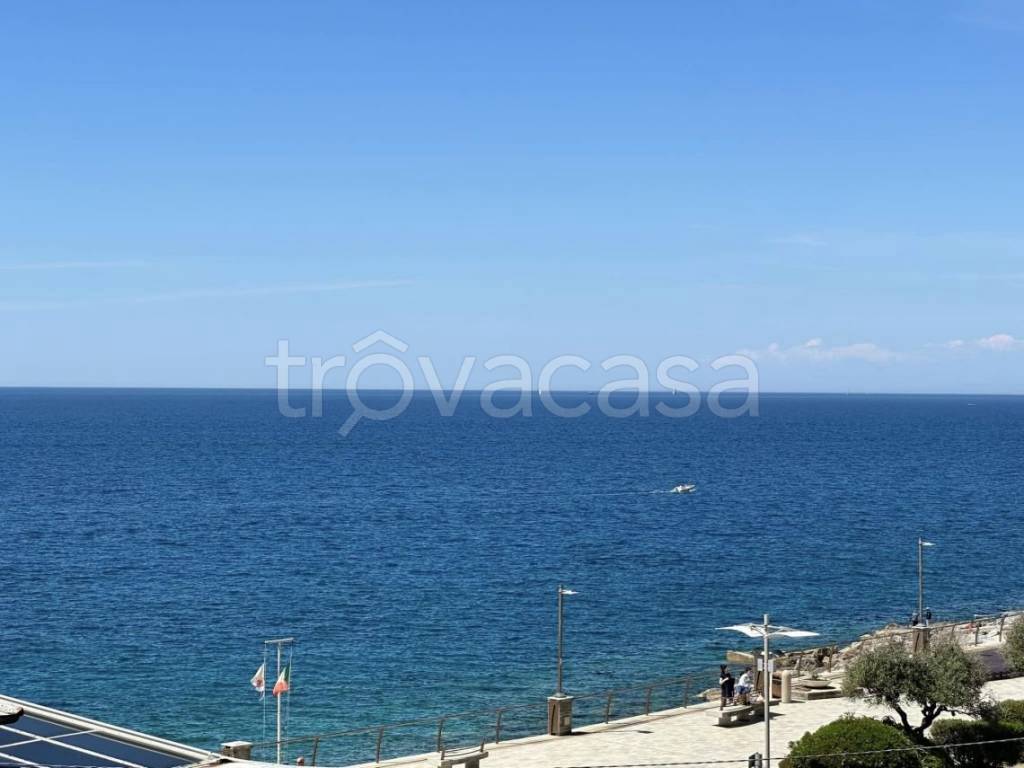 appartamento in vendita a Deiva Marina