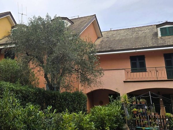 appartamento in vendita a Deiva Marina in zona Piazza