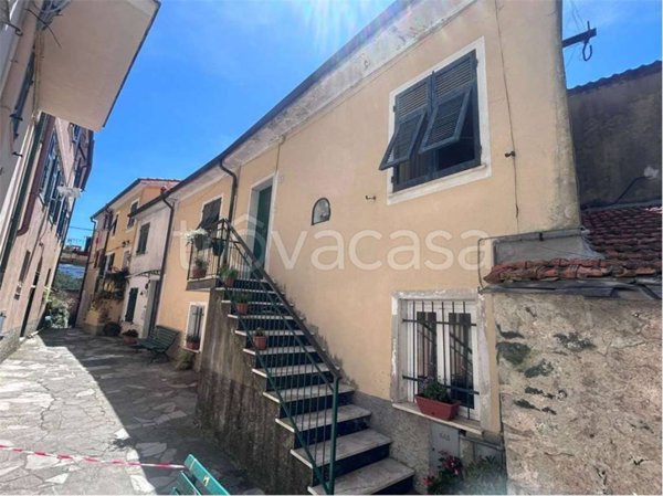casa indipendente in vendita a Deiva Marina