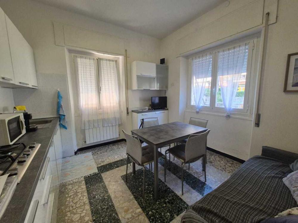 appartamento in vendita a Deiva Marina in zona Piazza