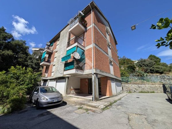 appartamento in vendita a Deiva Marina in zona Piazza