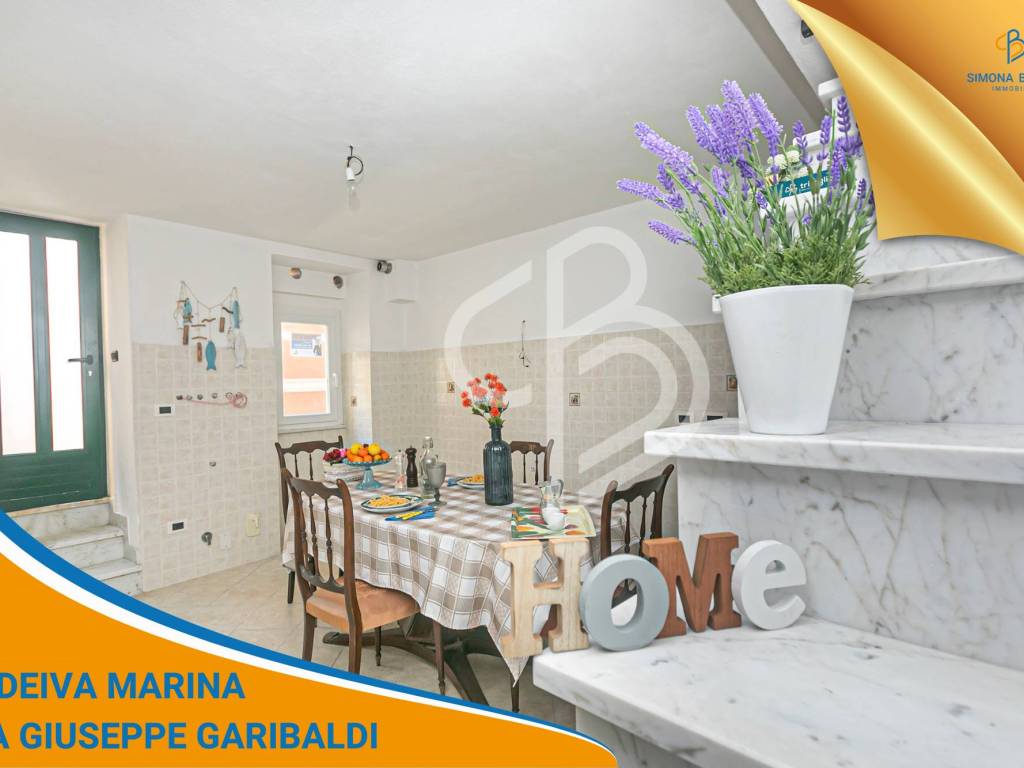 appartamento in vendita a Deiva Marina in zona Piazza