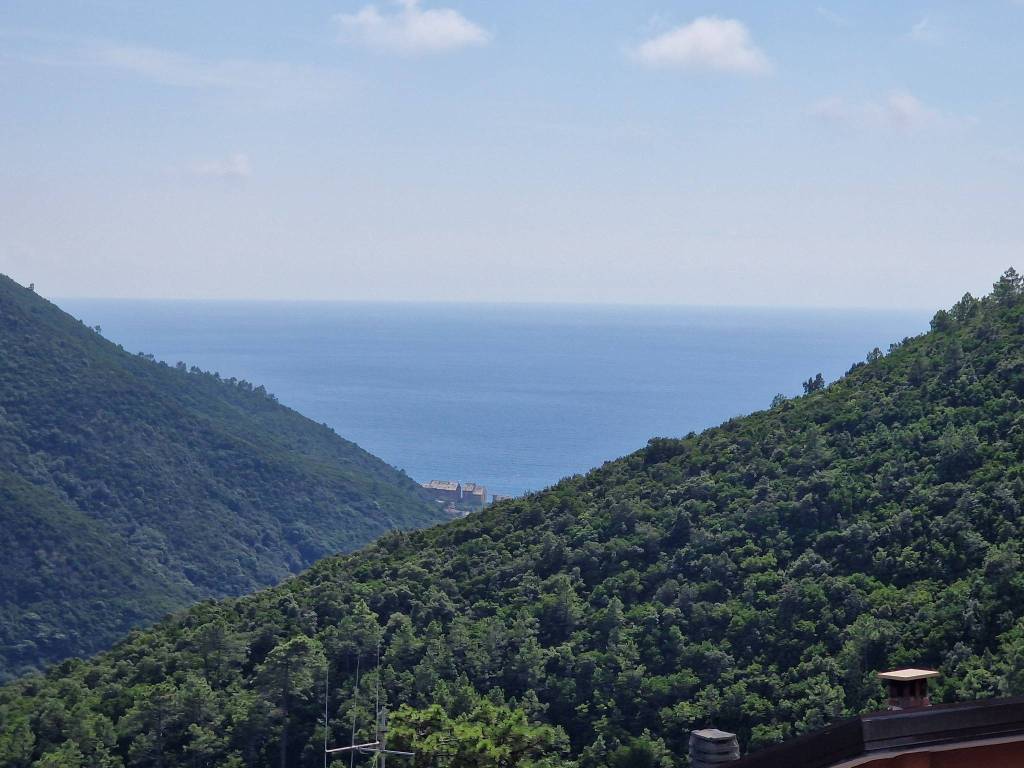 appartamento in vendita a Deiva Marina in zona Piazza