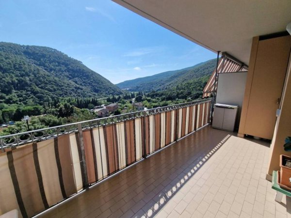 appartamento in vendita a Deiva Marina in zona Piazza