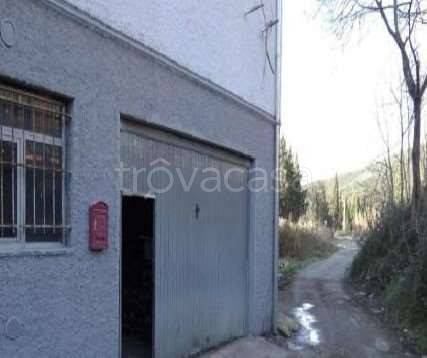 locale commerciale in vendita a Deiva Marina