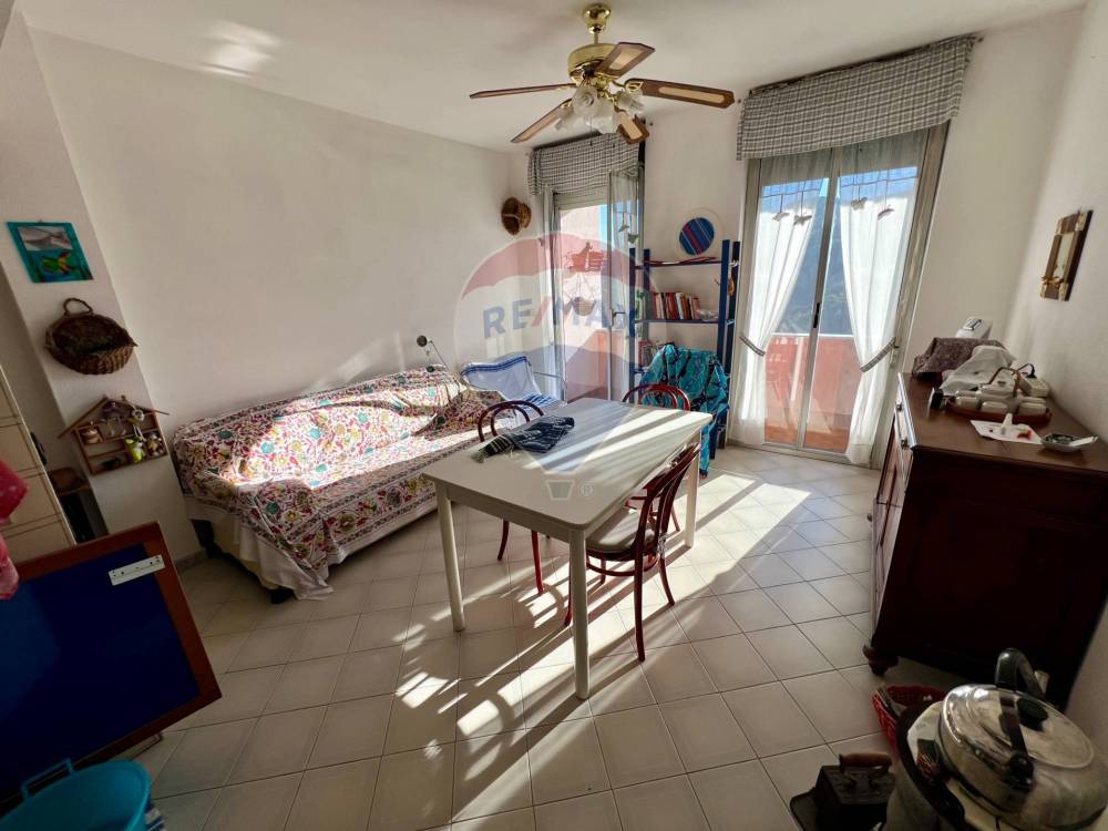 appartamento in vendita a Deiva Marina in zona Piazza