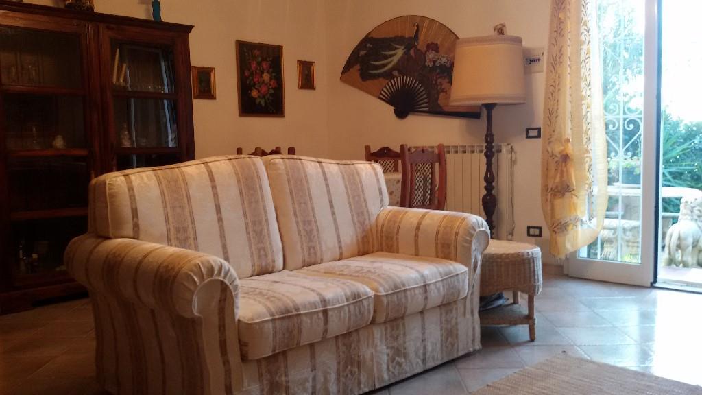 appartamento in vendita a Deiva Marina in zona Mezzema