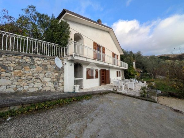 appartamento in vendita a Deiva Marina