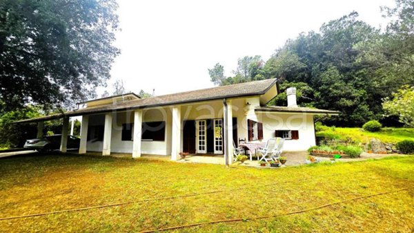 casa indipendente in vendita a Deiva Marina