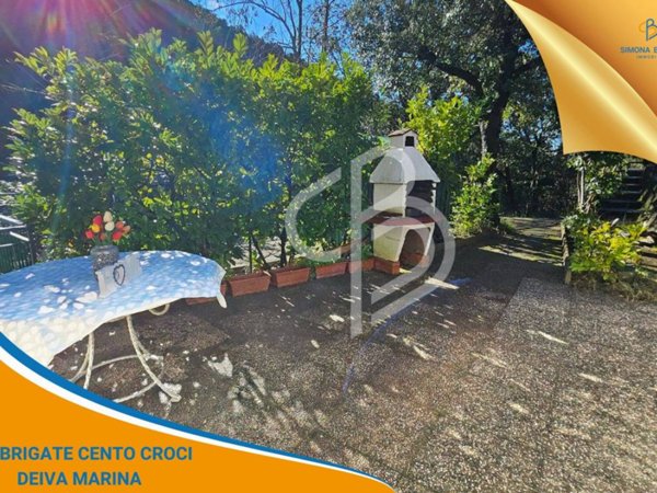 appartamento in vendita a Deiva Marina in zona Piazza