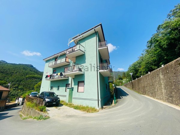 appartamento in vendita a Deiva Marina in zona Piazza