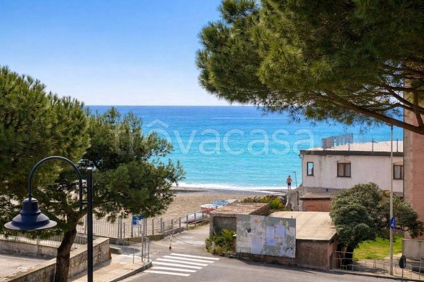 appartamento in vendita a Deiva Marina