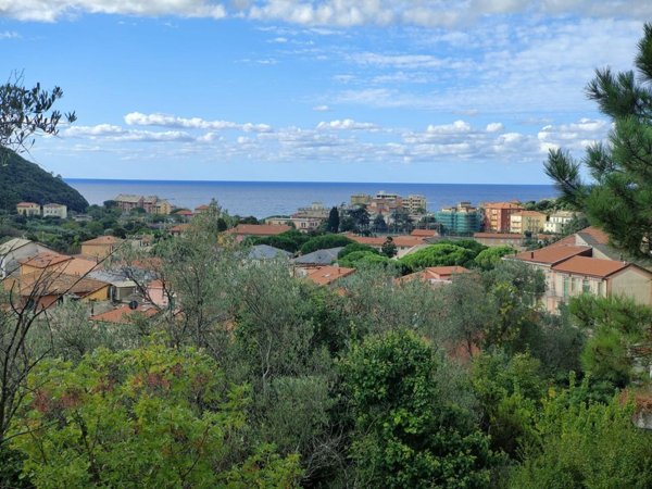terreno edificabile in vendita a Deiva Marina