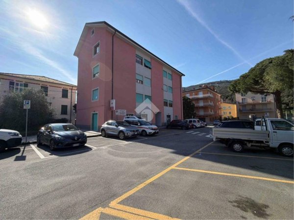 appartamento in vendita a Deiva Marina in zona Piazza