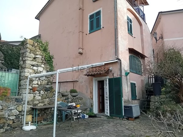 appartamento in vendita a Deiva Marina in zona Piazza