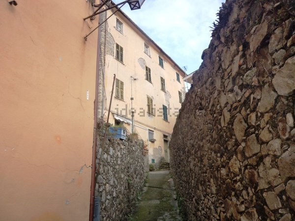 casa indipendente in vendita a Deiva Marina