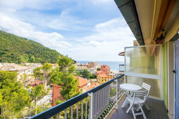 appartamento in vendita a Deiva Marina in zona Piazza