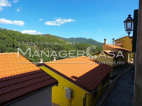 appartamento in vendita a Deiva Marina in zona Mezzema