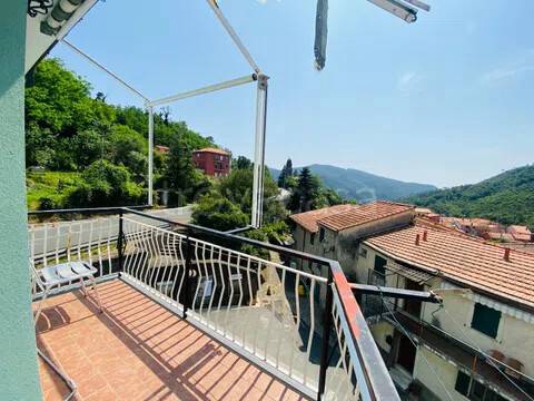 appartamento in vendita a Deiva Marina in zona Piazza