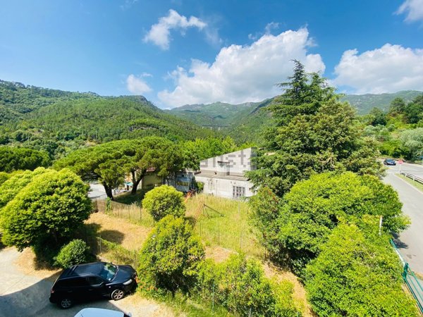 appartamento in vendita a Deiva Marina in zona Piazza