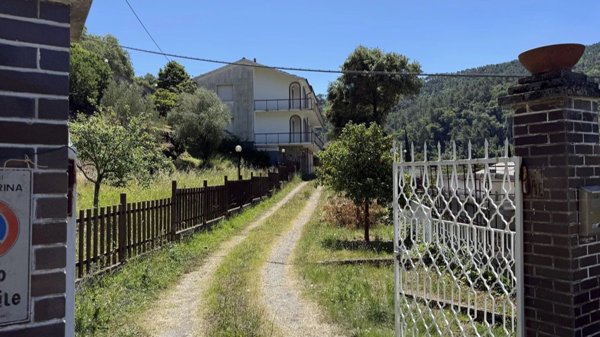 appartamento in vendita a Deiva Marina